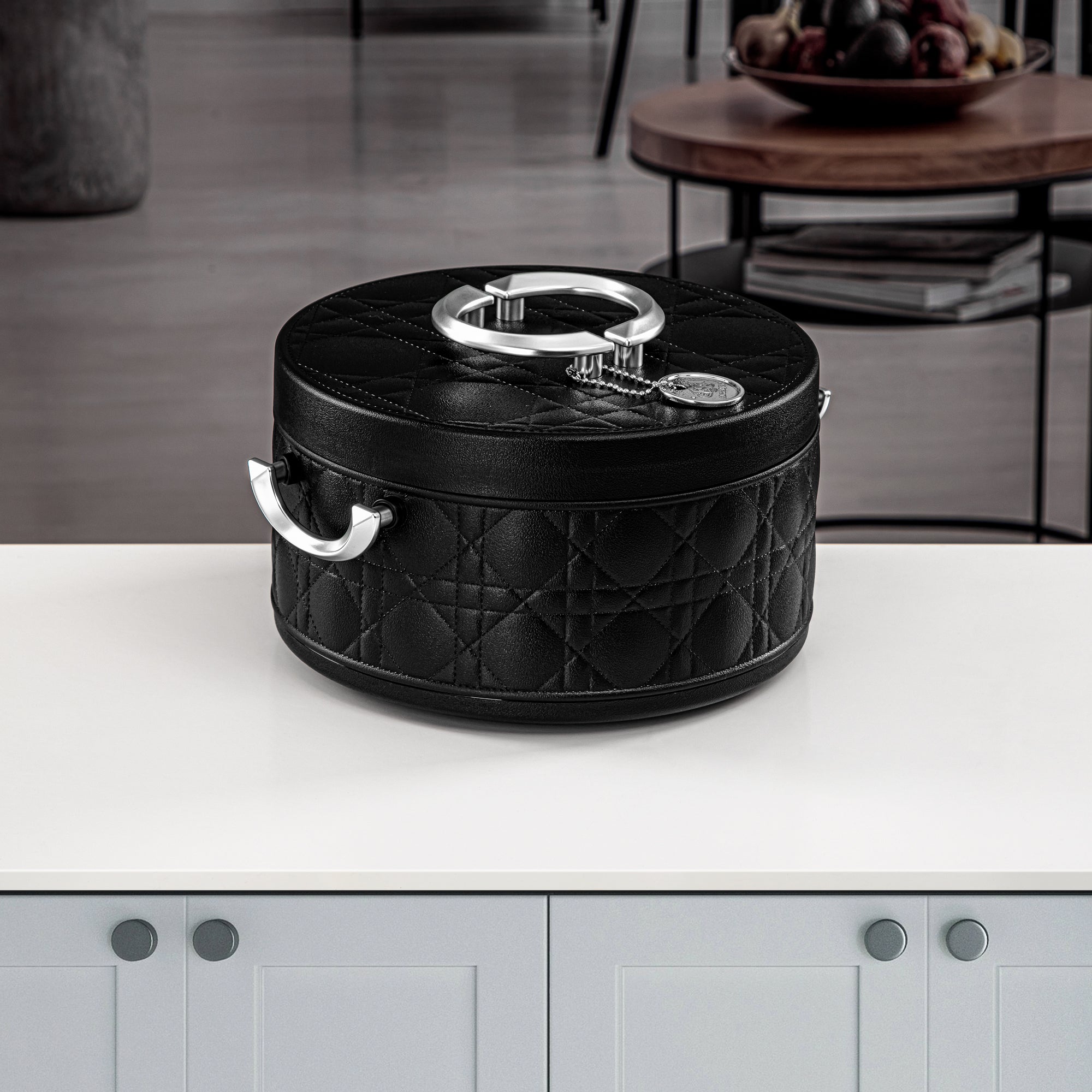 طقم حرارات بلاستيكية من المرجان مكون من 3 قطع باللونين الأسود والفضي - EJ-100/250/400 BL/MC