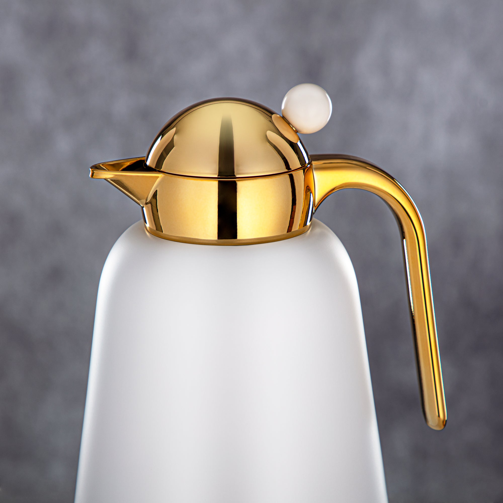 طقم ترامس المرجان - 1 لتر + 1.5 لتر، أبيض وذهبي (FG807-100/150 PW/G) - ترامس عصرية