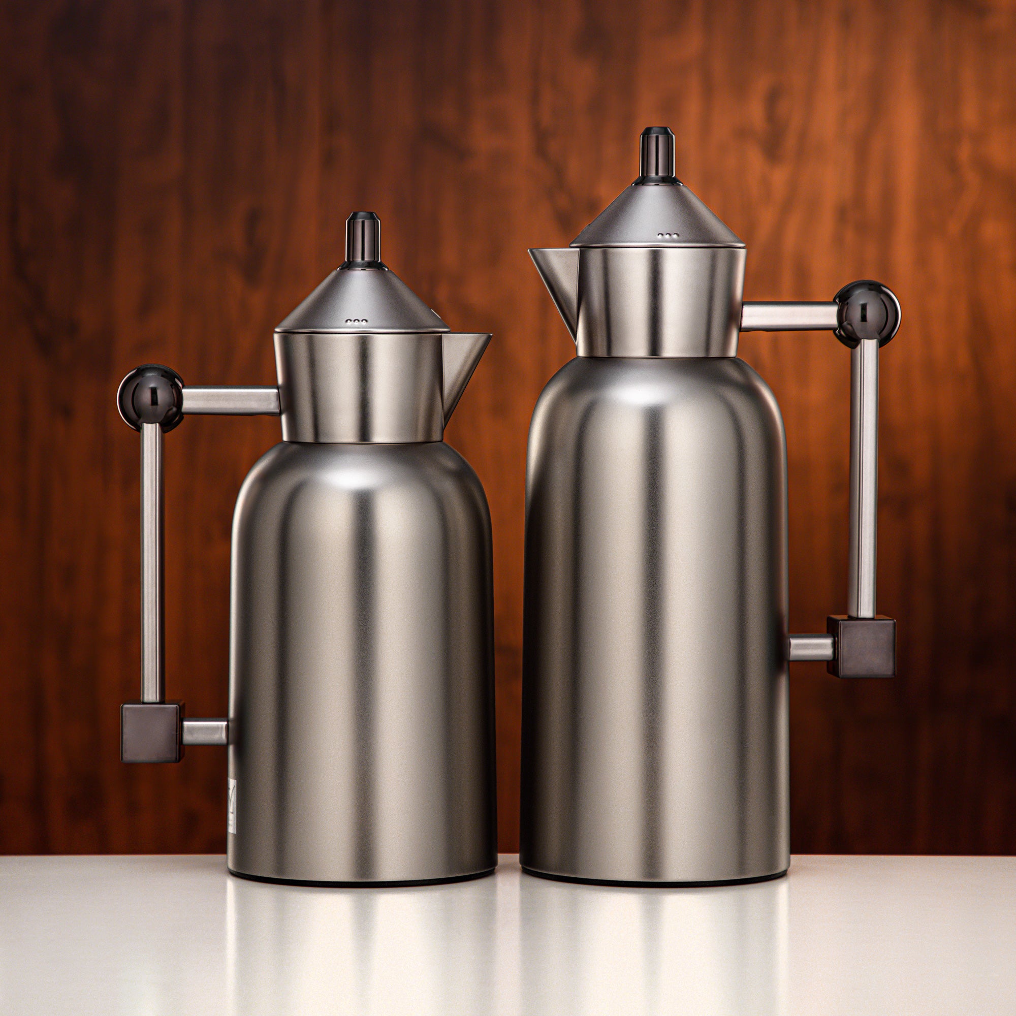 Almarjan Vacuum Flask Set 0.7L + 1L Matt Nickel & Gun Black