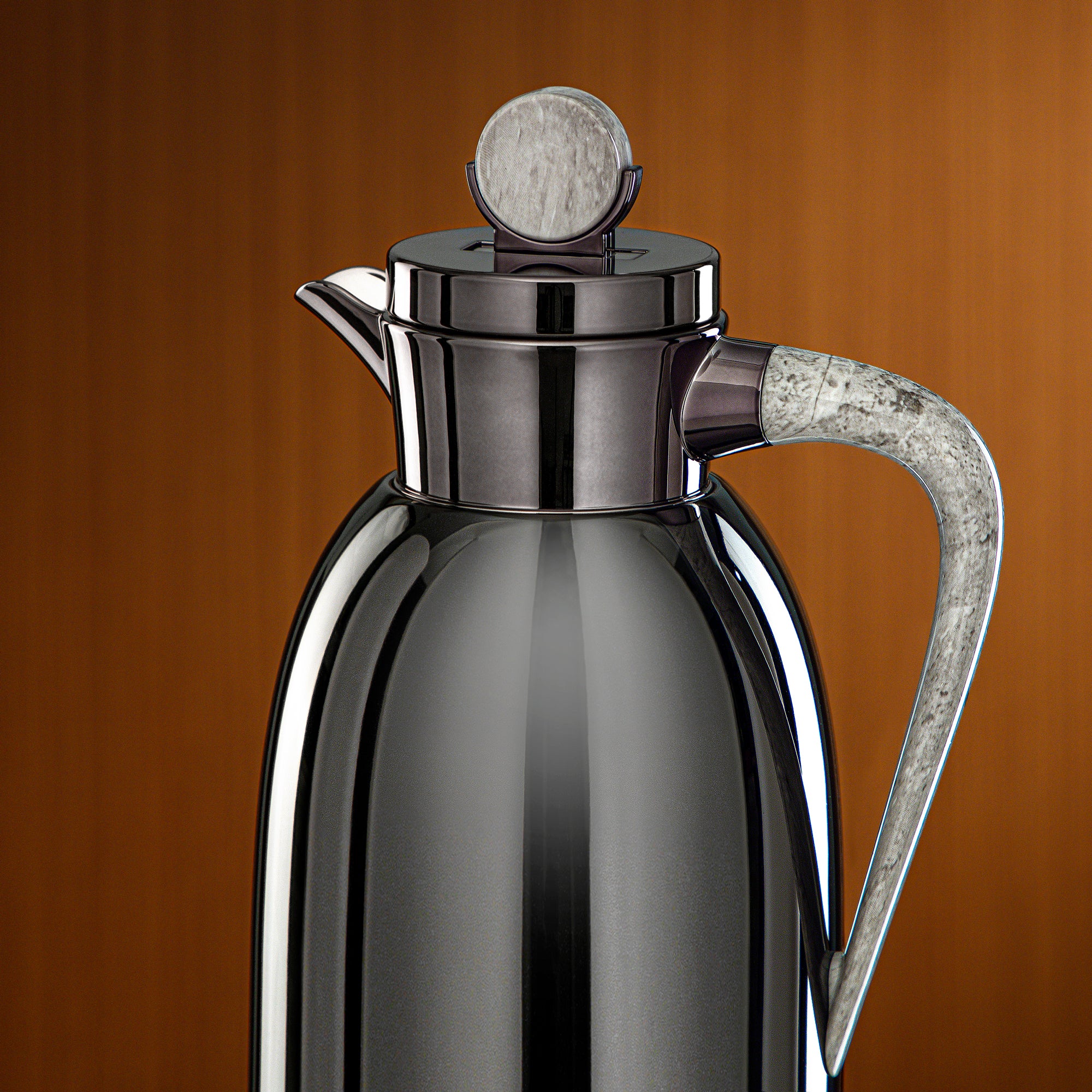 ترمس المرجان سعة 1 لتر باللون الأسود الفحمي والرخام