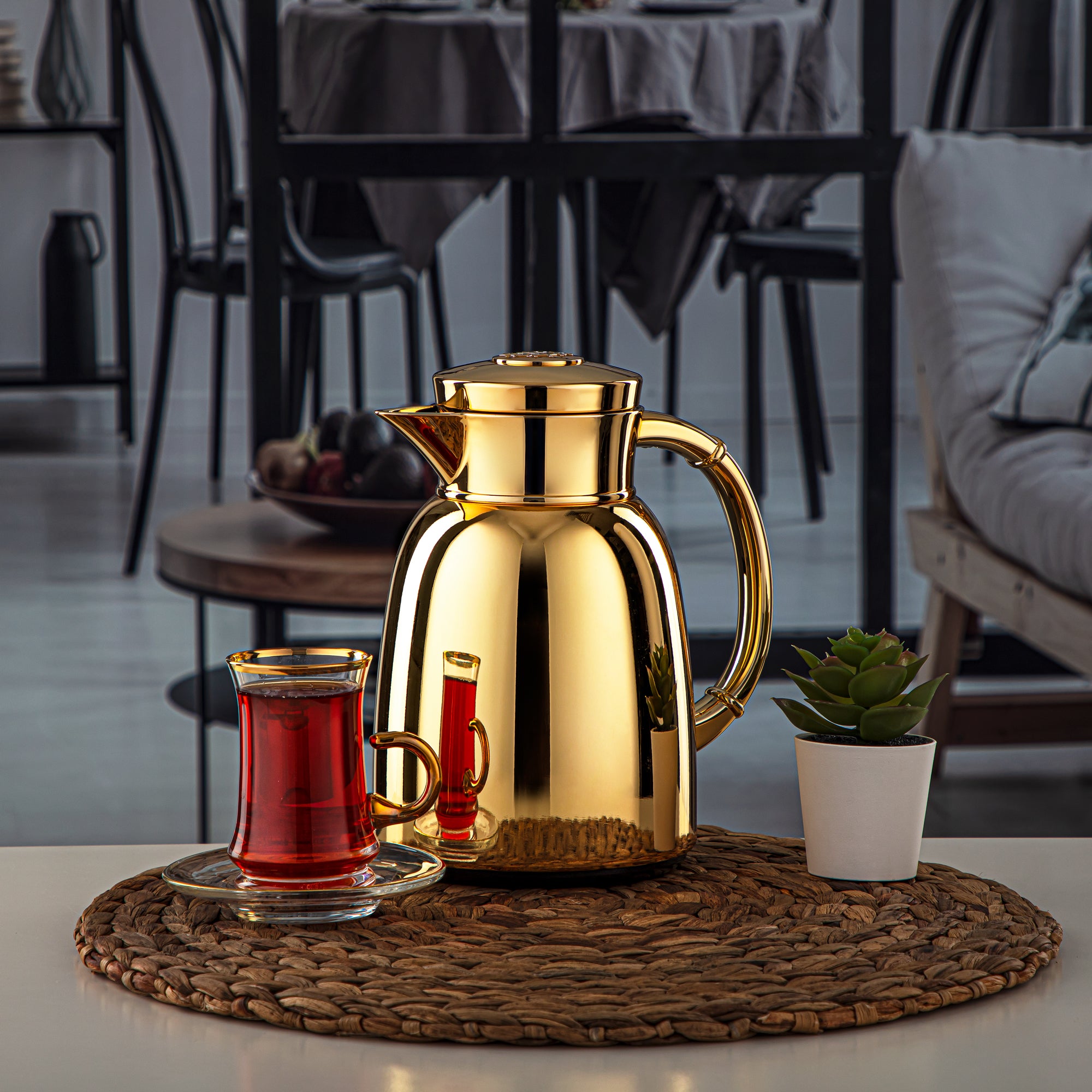Almarjan 0.65 Liter Vacuum Flask Gold - QVC-0650C95