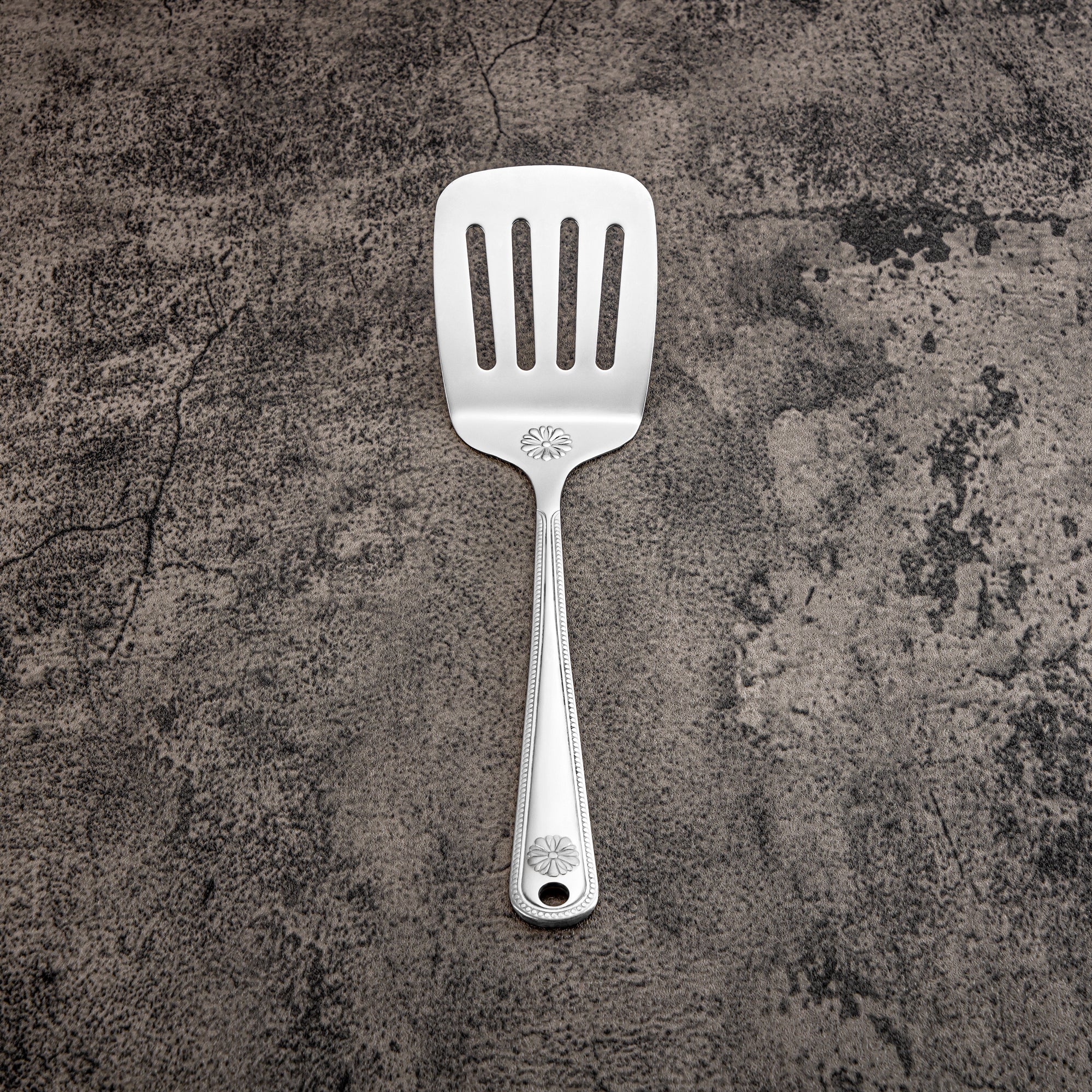 Almarjan Small Slotted Turner, Stainless Steel, Silver (CUT0010388) Elegant Flatware