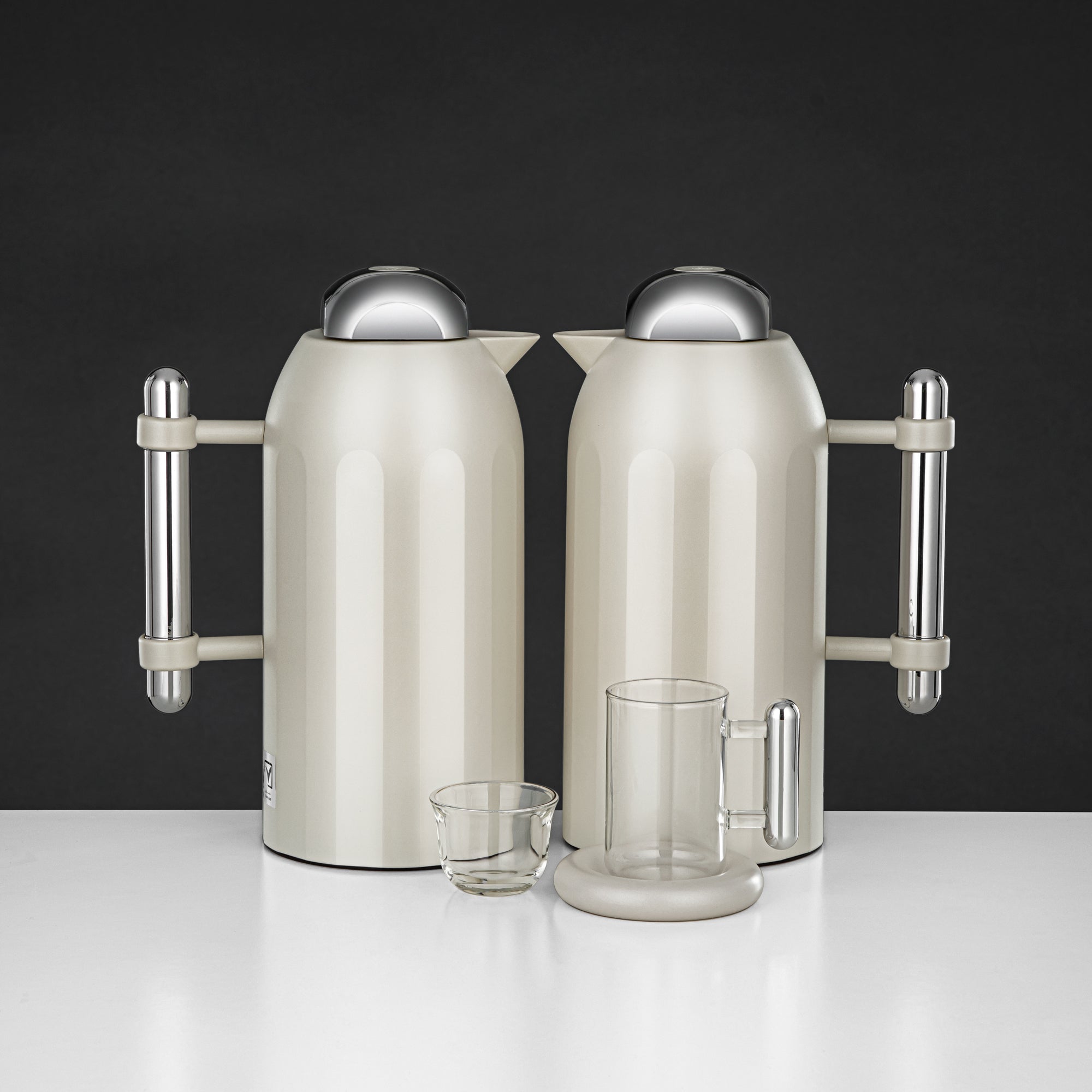 طقم ترامس المرجان 21 قطعة مطفي أبيض لؤلؤي مع مقبض وغطاء فضي 1L + 1L (FG211-21 MPW/C) – تقديم كامل | رمضان والتجمعات