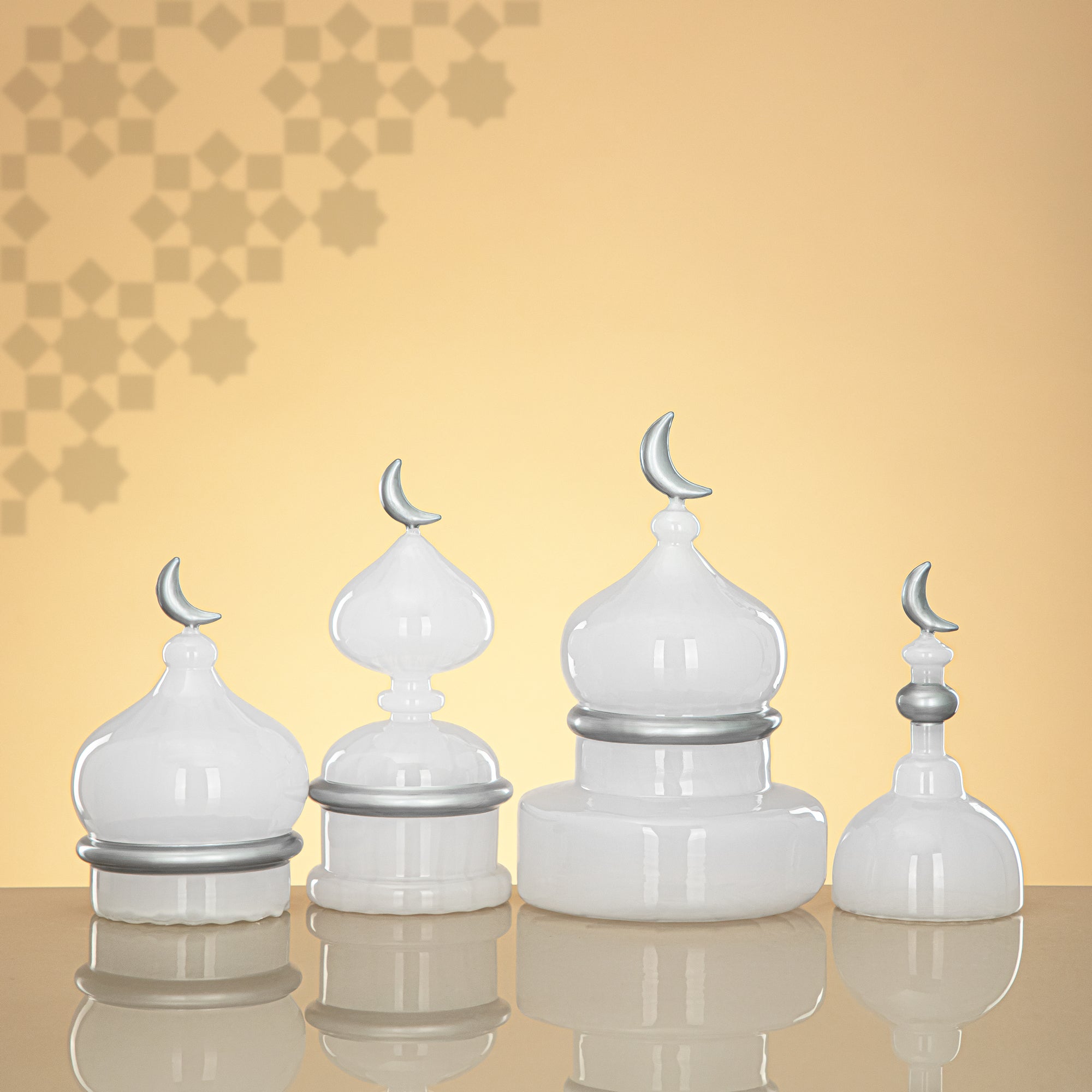 Almarjan Minaret Table Decoration 17cm x 9cm White with Silver Lines & Crescent Moon – Noor Al Layali