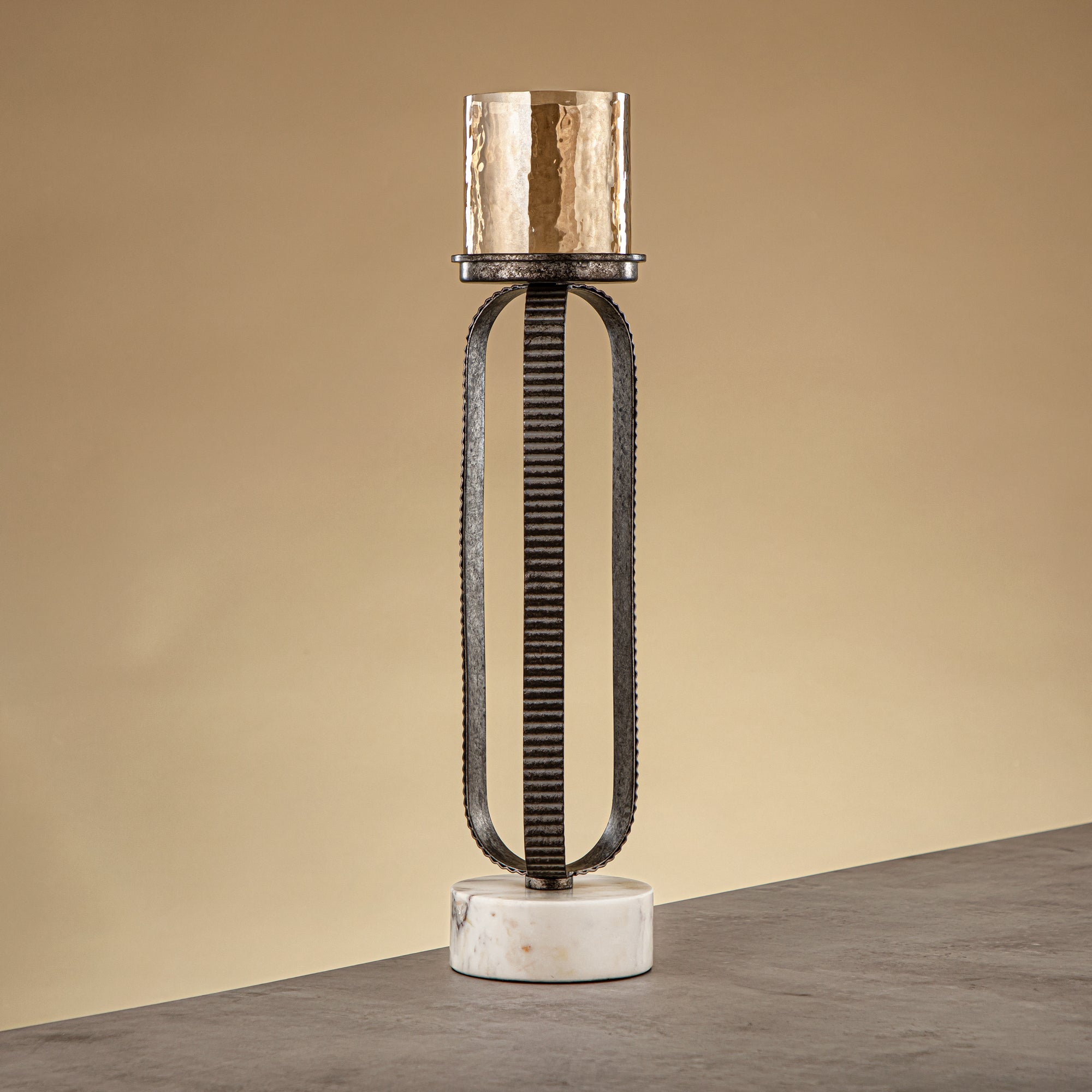 حامل شموع المرجان العمودي 44 سم فضي ريفي